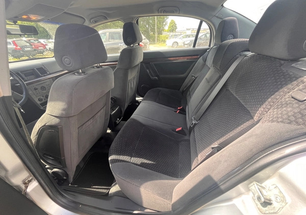 Opel Vectra cena 9100 przebieg: 240000, rok produkcji 2002 z Ostrołęka małe 46